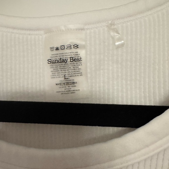 Aritzia Sunday Best White Tank Top - Picture 4 of 4